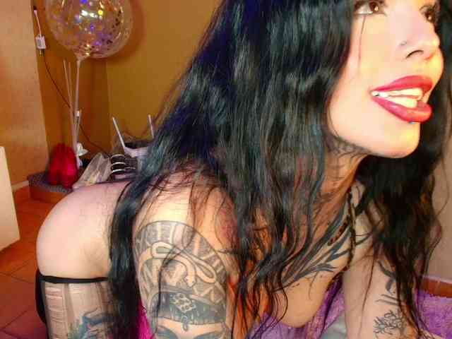 SamanthaSutra webcam