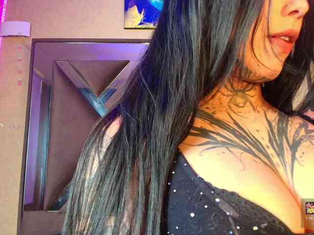 SamanthaSutra webcam