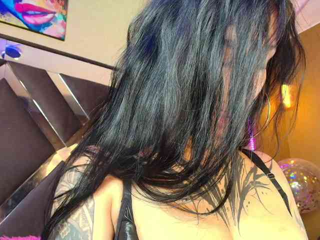 SamanthaSutra webcam