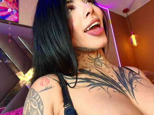 SamanthaSutra webcam