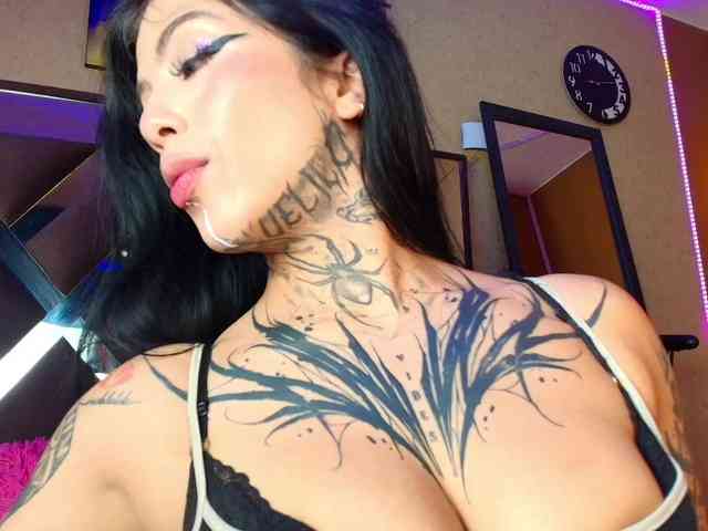 SamanthaSutra webcam