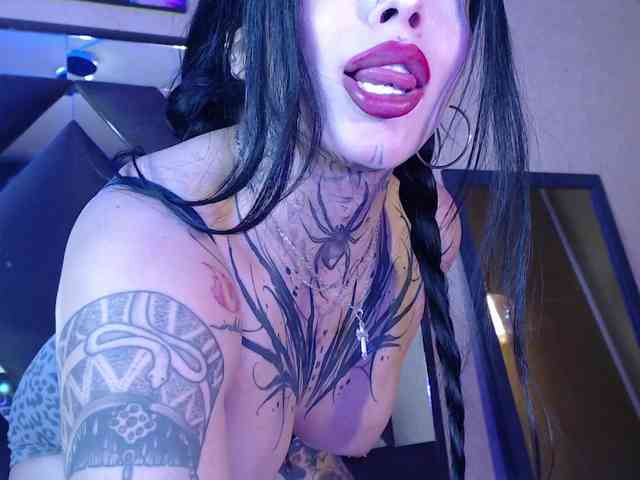 SamanthaSutra webcam