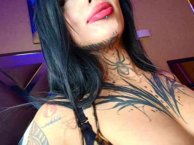 SamanthaSutra webcam