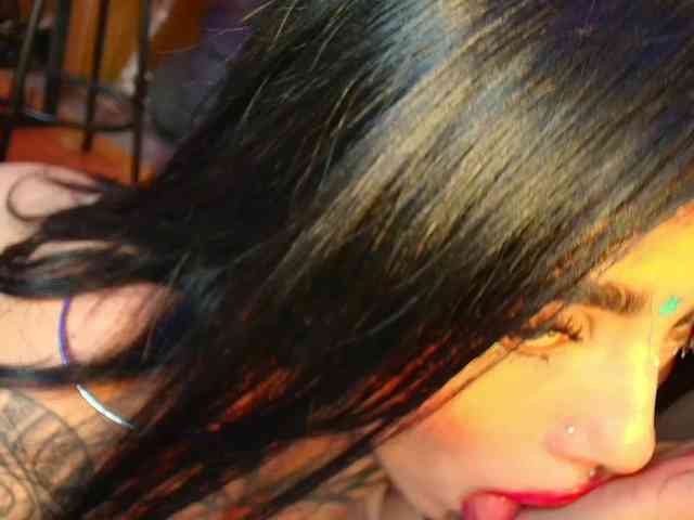 SamanthaSutra webcam