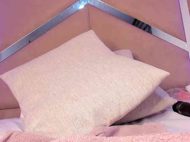 Alicehott05 webcam