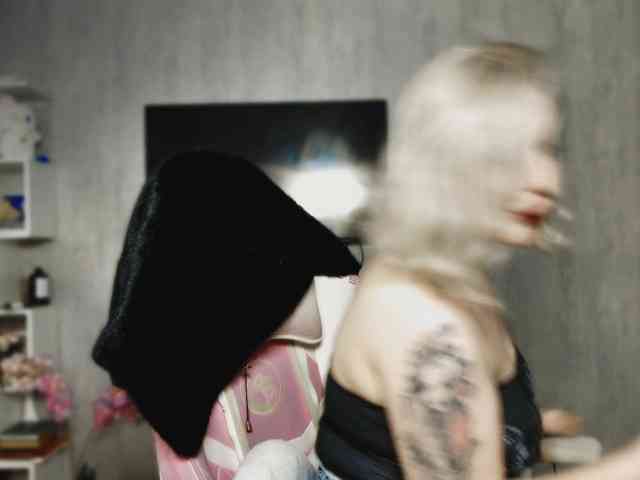 Wounded_Goddess webcam