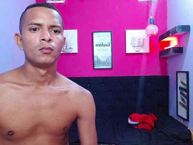 masterbigcock Live Webcam on BongaCams