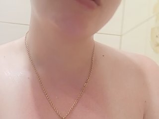 RedheadMilfa Porn Show