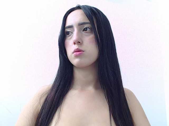 ivorynoir's BongaCams show and profile