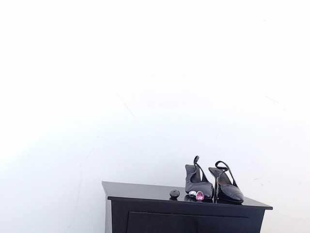 ivorynoir's BongaCams show and profile