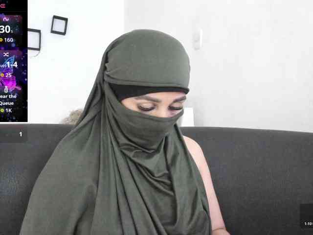 -Alisha webcam