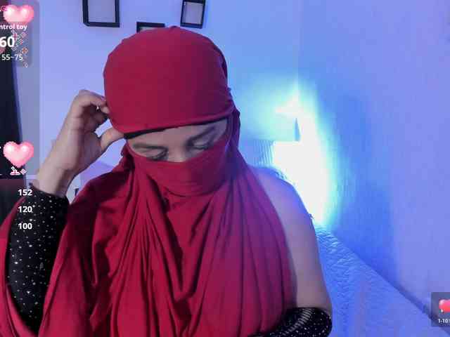-Alisha webcam