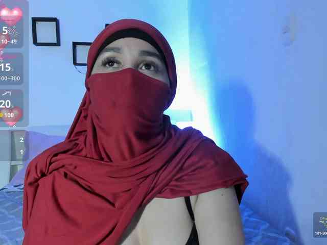 -Alisha webcam