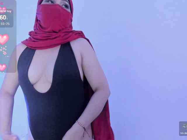 -Alisha webcam