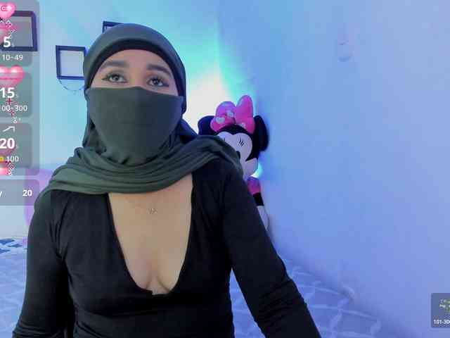 -Alisha webcam