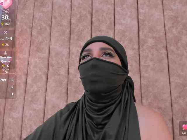 -Alisha webcam