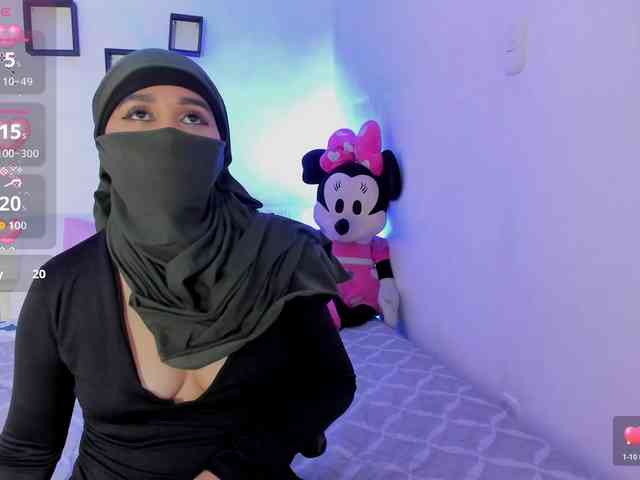 -Alisha webcam
