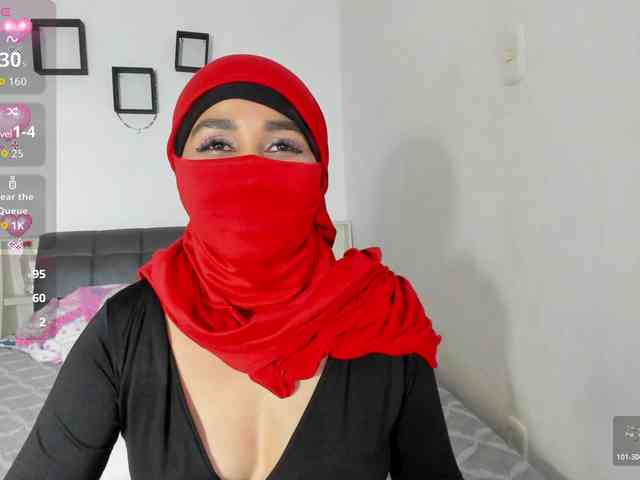 -Alisha webcam