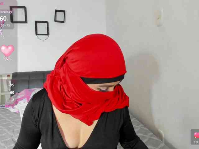 -Alisha webcam