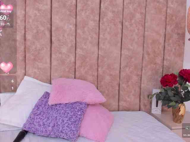 -Alisha webcam