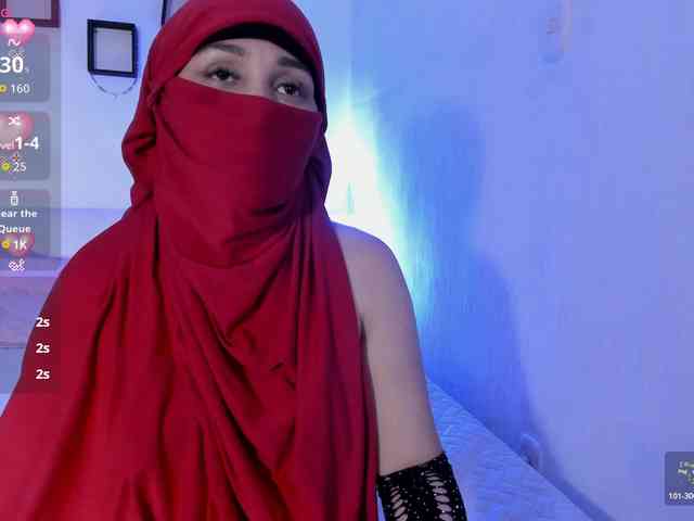 -Alisha webcam