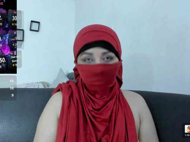 -Alisha webcam