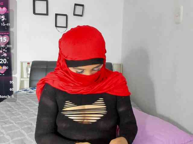 -Alisha webcam