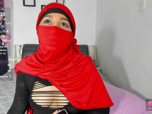 -Alisha webcam