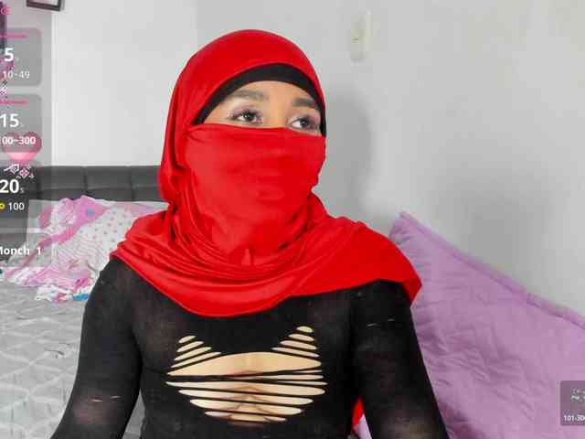-Alisha webcam