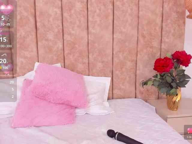 -Alisha webcam