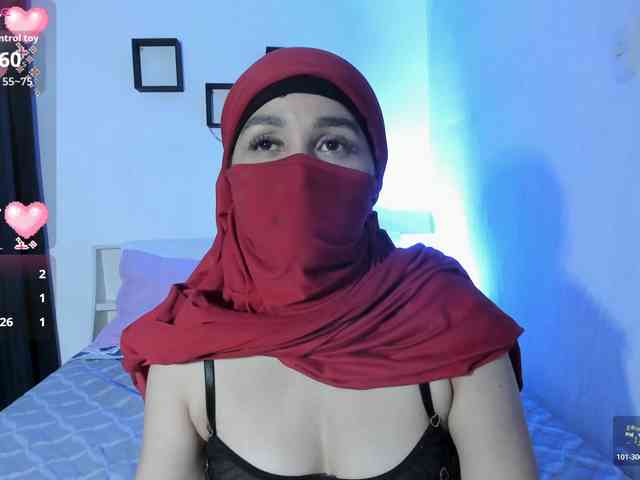-Alisha webcam