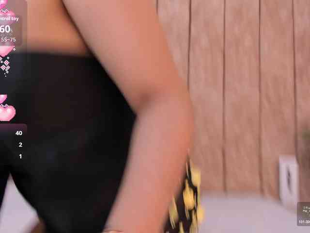 -Alisha webcam