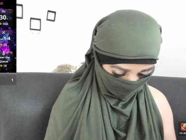 -Alisha webcam