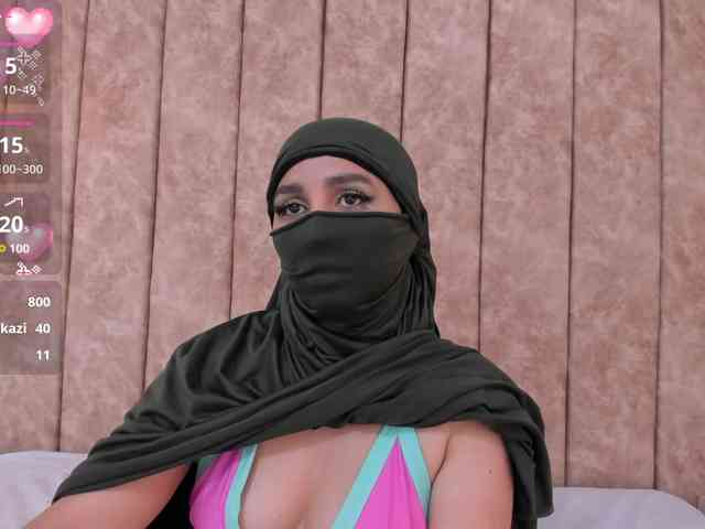 -Alisha webcam