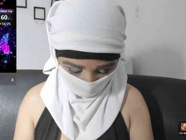 -Alisha webcam