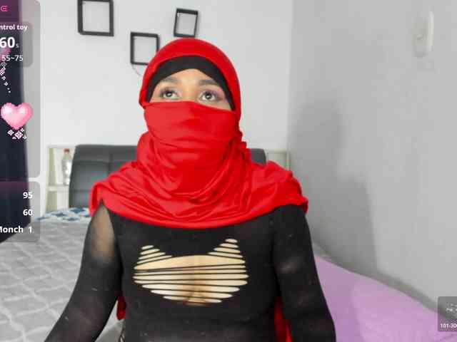 -Alisha webcam