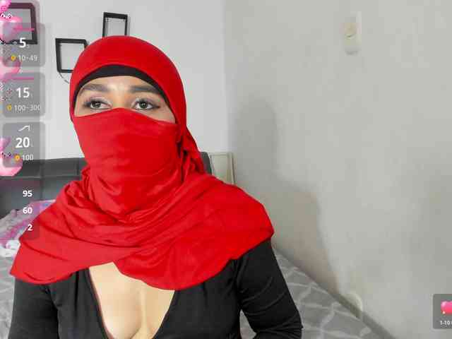 -Alisha webcam