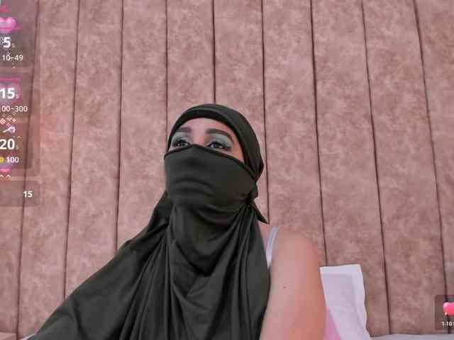 -Alisha webcam