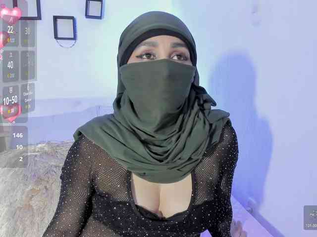 -Alisha webcam