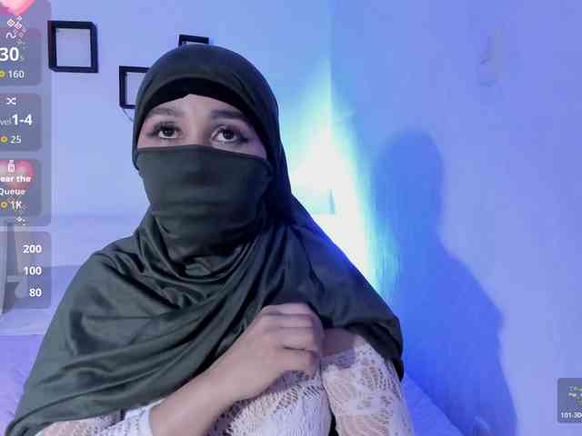 -Alisha webcam