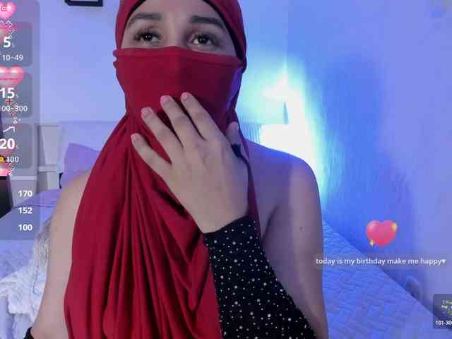 -Alisha webcam