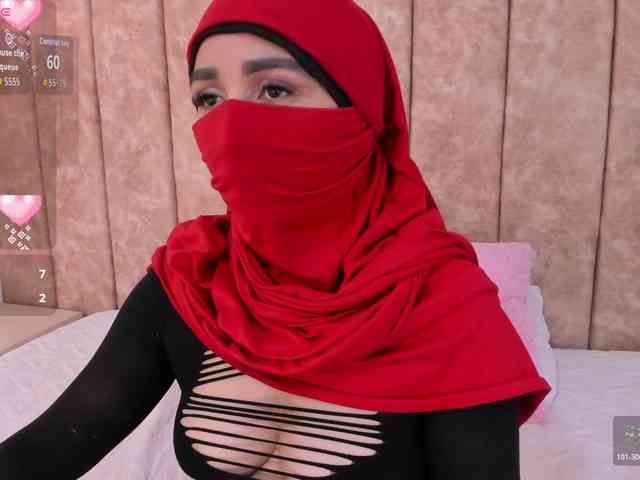 -Alisha webcam