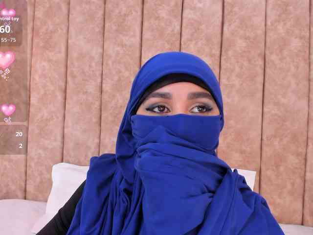 -Alisha webcam