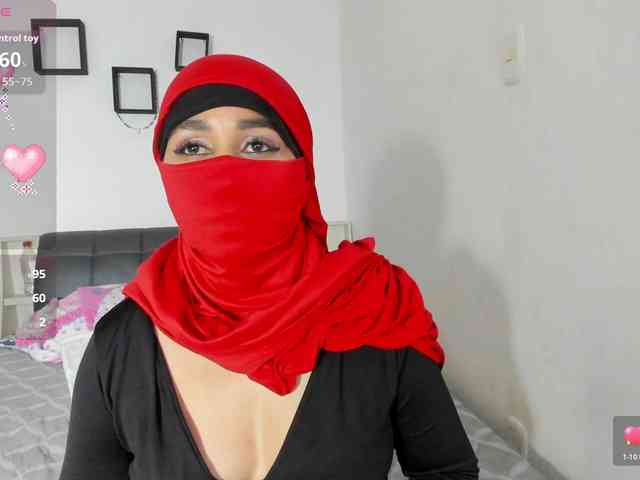 -Alisha webcam