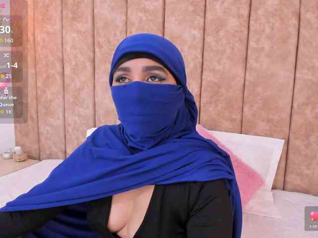 -Alisha webcam