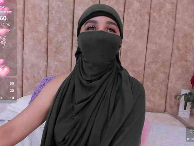-Alisha webcam