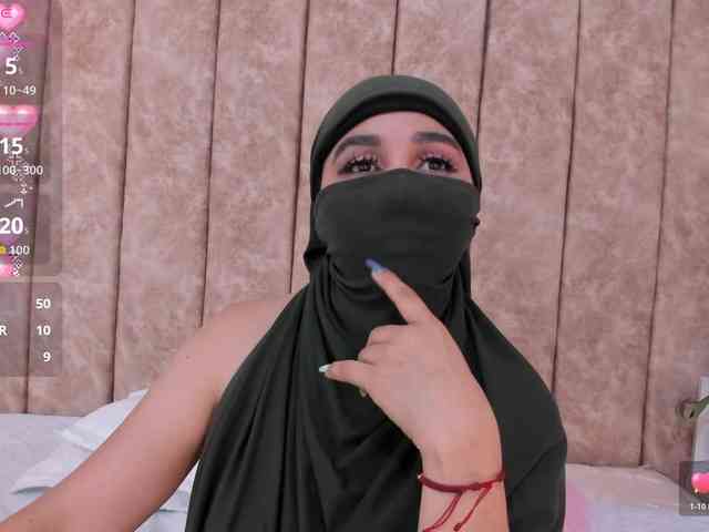-Alisha webcam