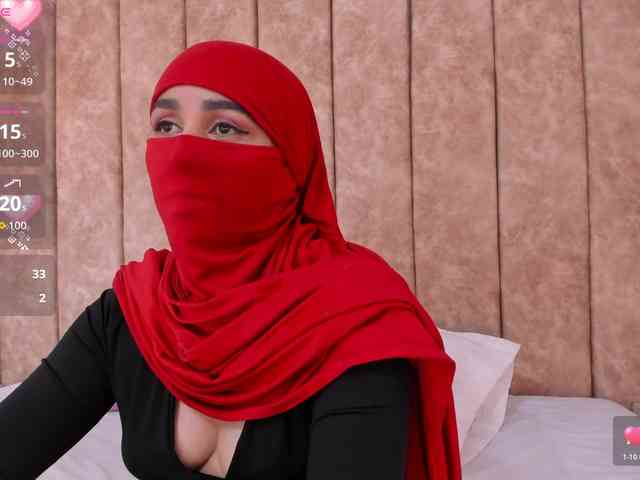 -Alisha webcam