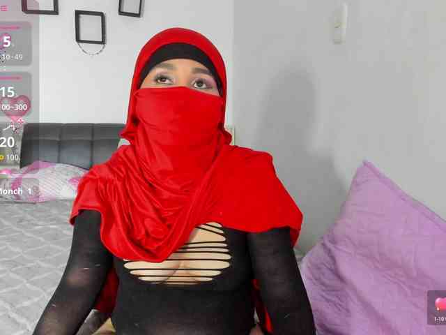 -Alisha webcam