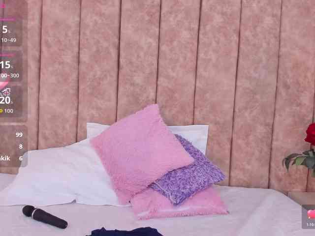 -Alisha webcam